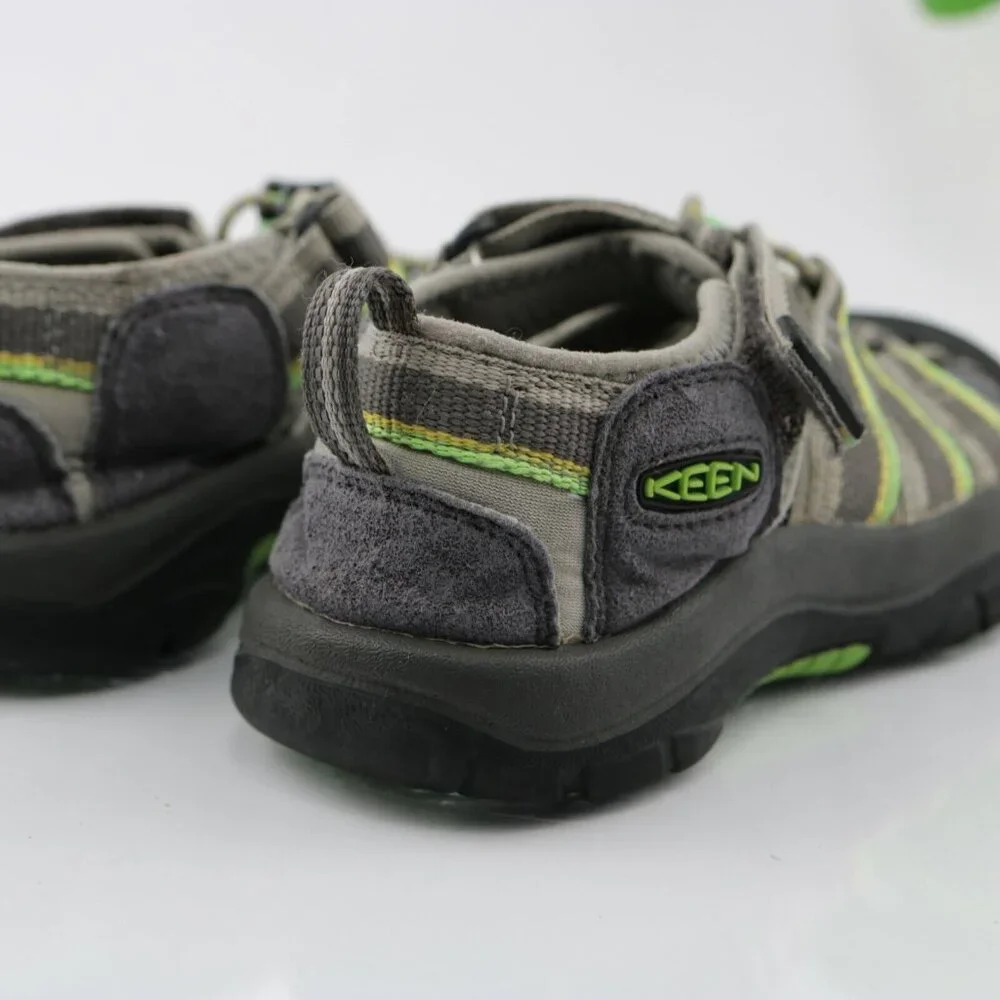 Keen Boys Newport H2 Sandal Size 3 Active Wet Dry Hike Quick Lace Toe Guard